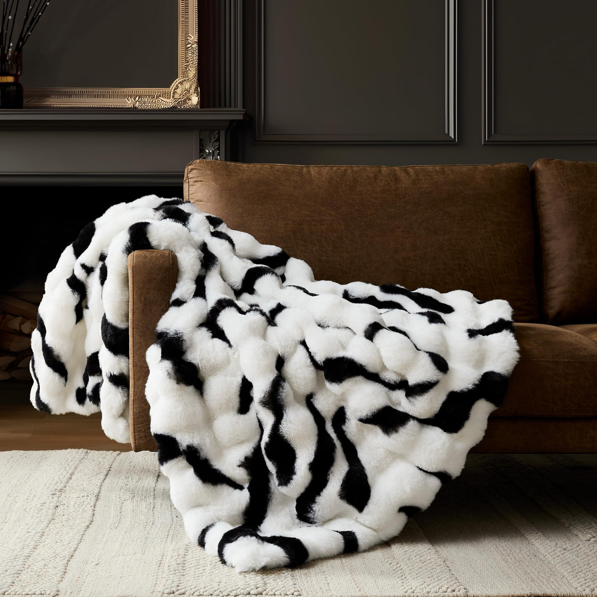 WDCOZY Cheetah Leopard Print Bubble Throw Blanket, Luxury Faux Rabbit Fur Mink Plush Throw for Couch, Sofa and Bed, Soft Fluffy Fuzzy Cozy Blanket for Women, 50x60 inches, Chocolate Brown, 950 GSM
