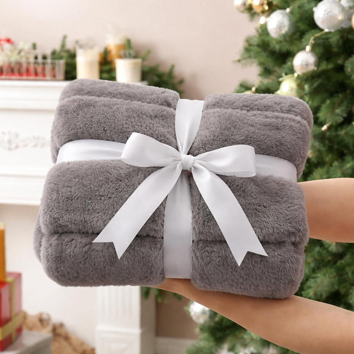Cozy Bliss Deluxe Sheared Rabbit Faux Fur Throw Blanket, Soft Fuzzy High-Low Sculpted Plush Blanket for Couch, Cozy Home Accent, All Season Use, Grey 50"x60"