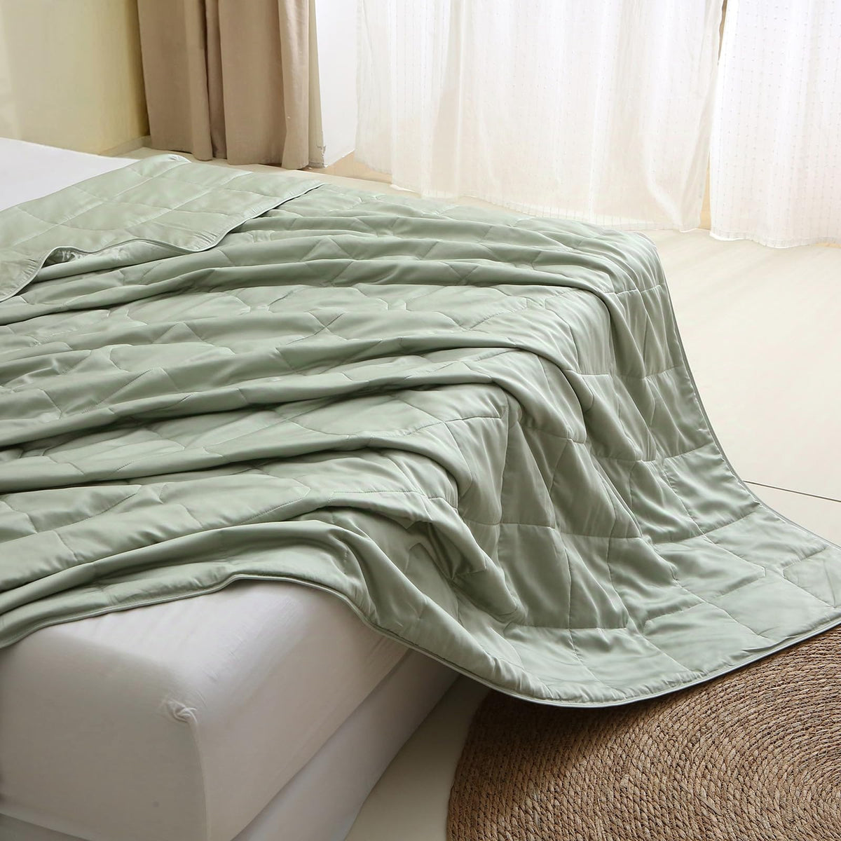 EP Mode Lightweight Quilt Blanket for Summer, Viscose from Bamboo Fabric & Filling, Natural, Breathable & Machine Washable- Sandshell, King