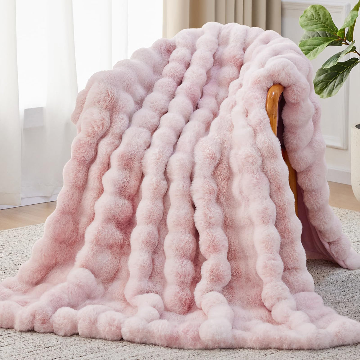 Anysay Faux Fur Throw Blanket, 1000GSM Fluffy Soft Bubble Blanket 50''*60''