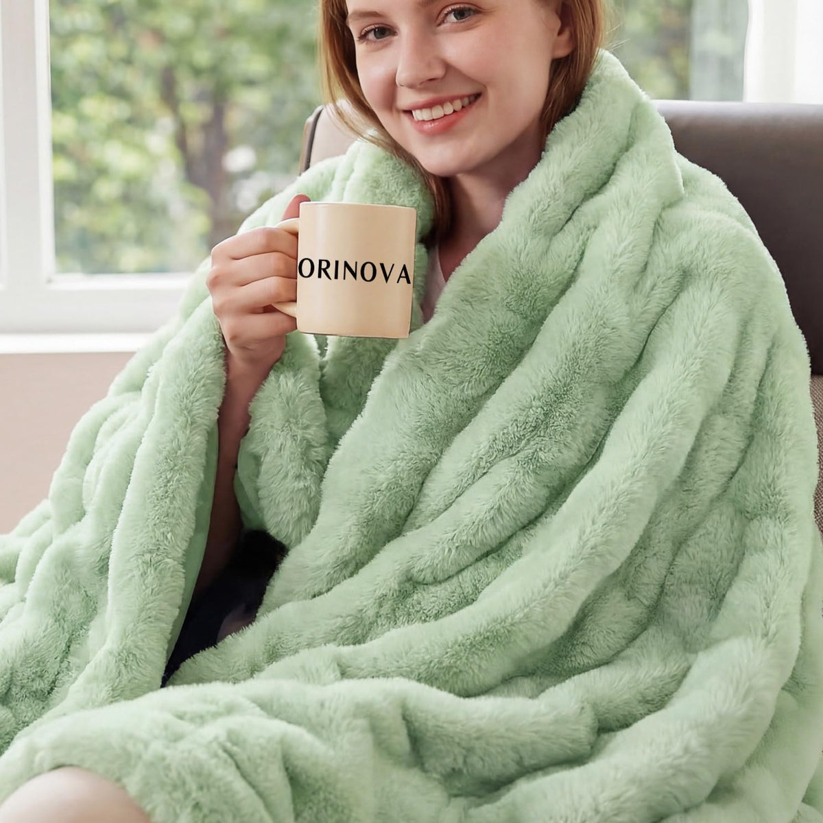 ORINOVA Pink Fluffy Double Sided Blanket for Couch Living Room Faux Fur 50x60 Fuzzy Throw No Shed Blanket for Bed Soft Furry Bed Cozy Comforter Home Decor Gifts 860 GSM
