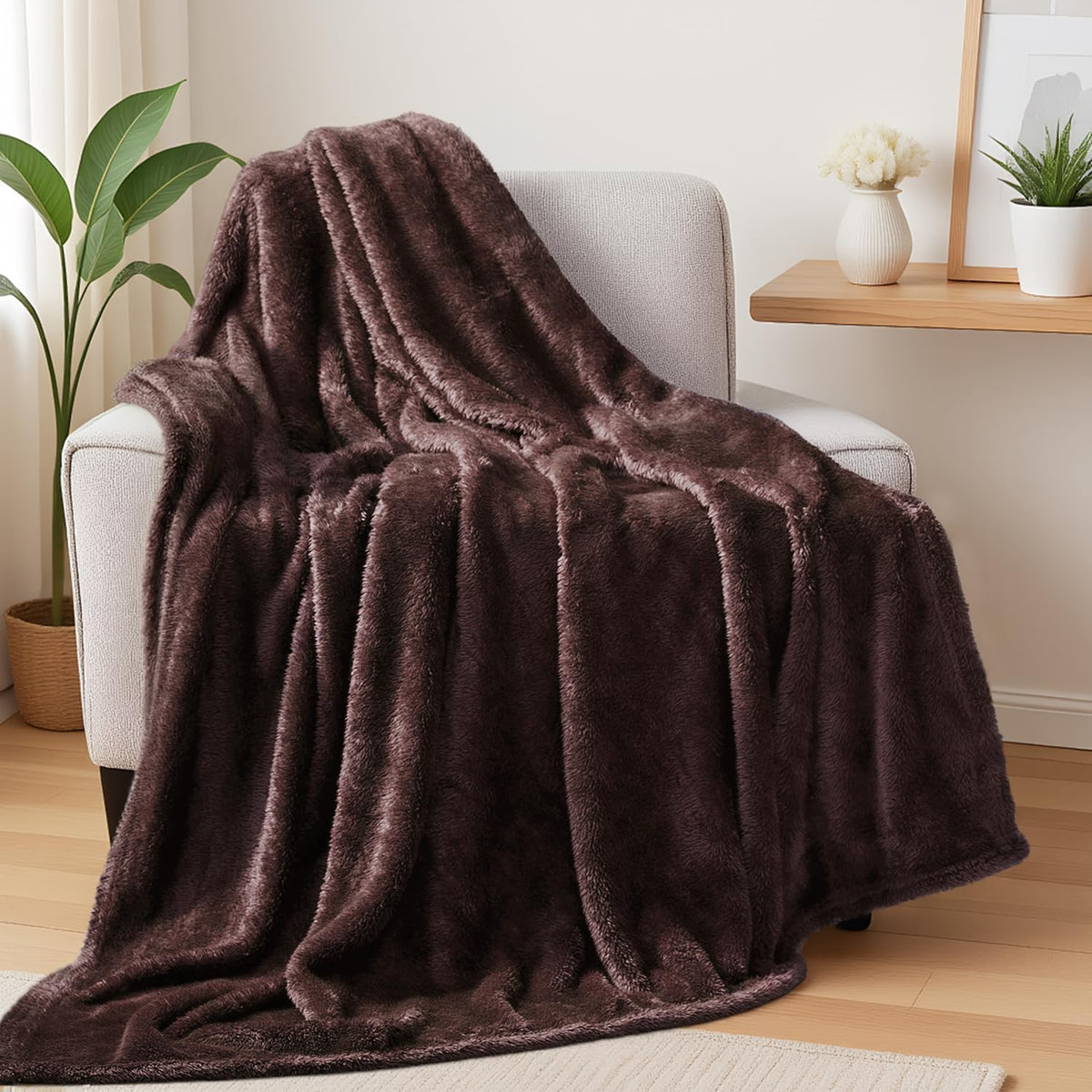 Exclusivo Mezcla Fuzzy Large Fleece Throw Blanket for Couch, Dusty Pink