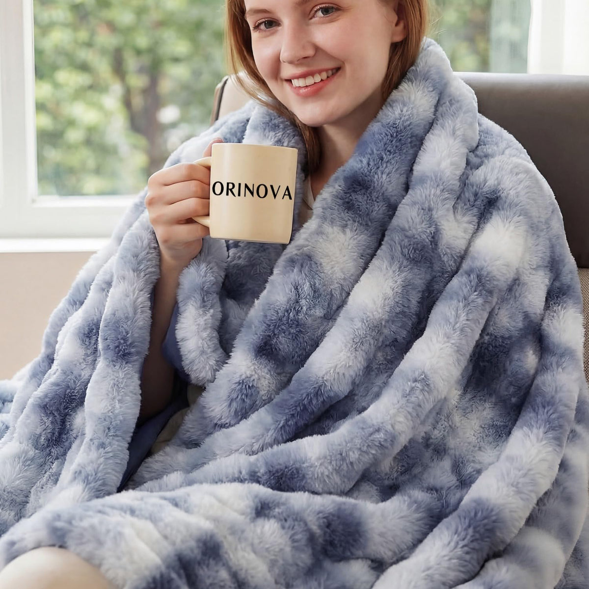 ORINOVA Pink Fluffy Double Sided Blanket for Couch Living Room Faux Fur 50x60 Fuzzy Throw No Shed Blanket for Bed Soft Furry Bed Cozy Comforter Home Decor Gifts 860 GSM