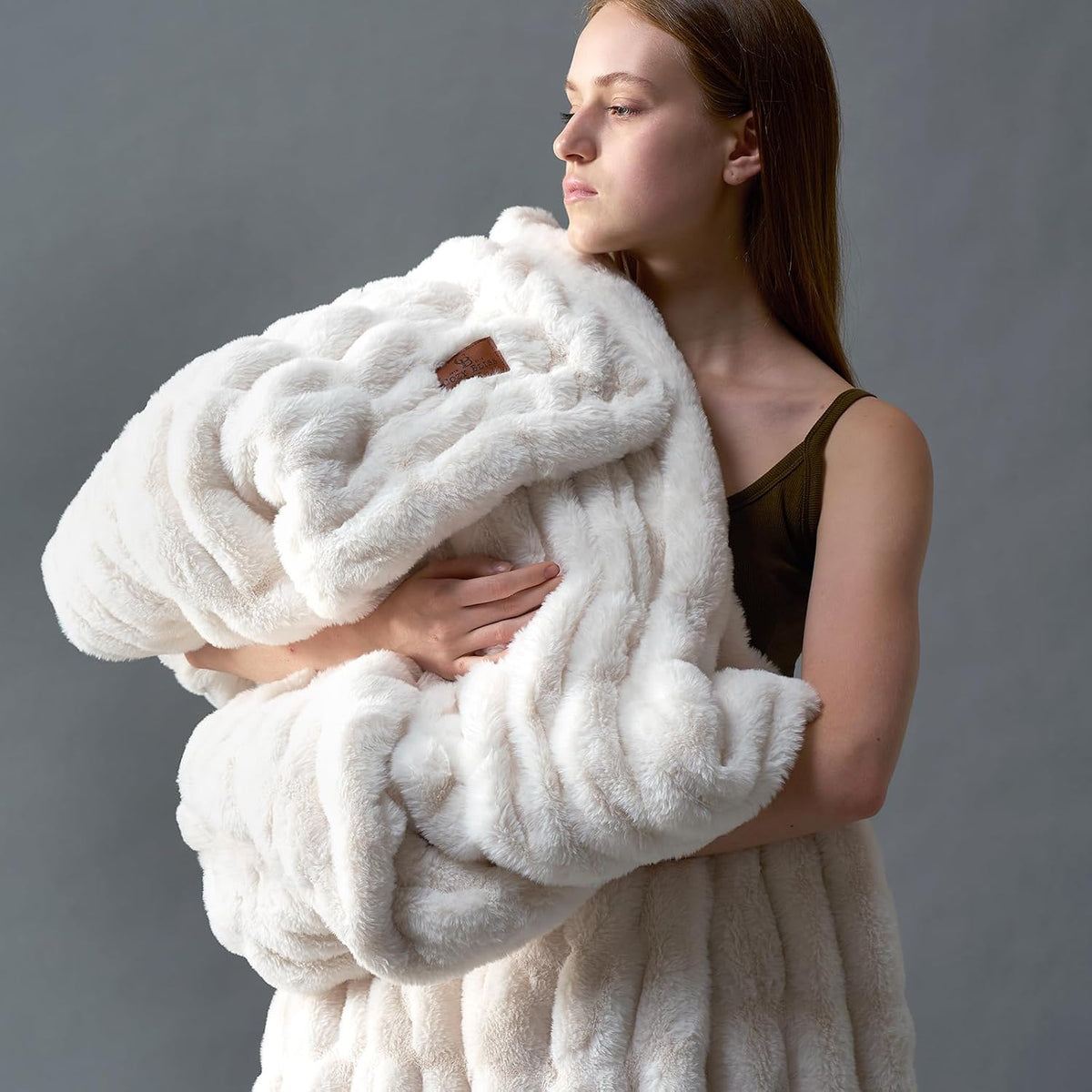 Cozy Bliss Double-Sided Soft Faux Fur Throw Blanket,50"x60", Cream White