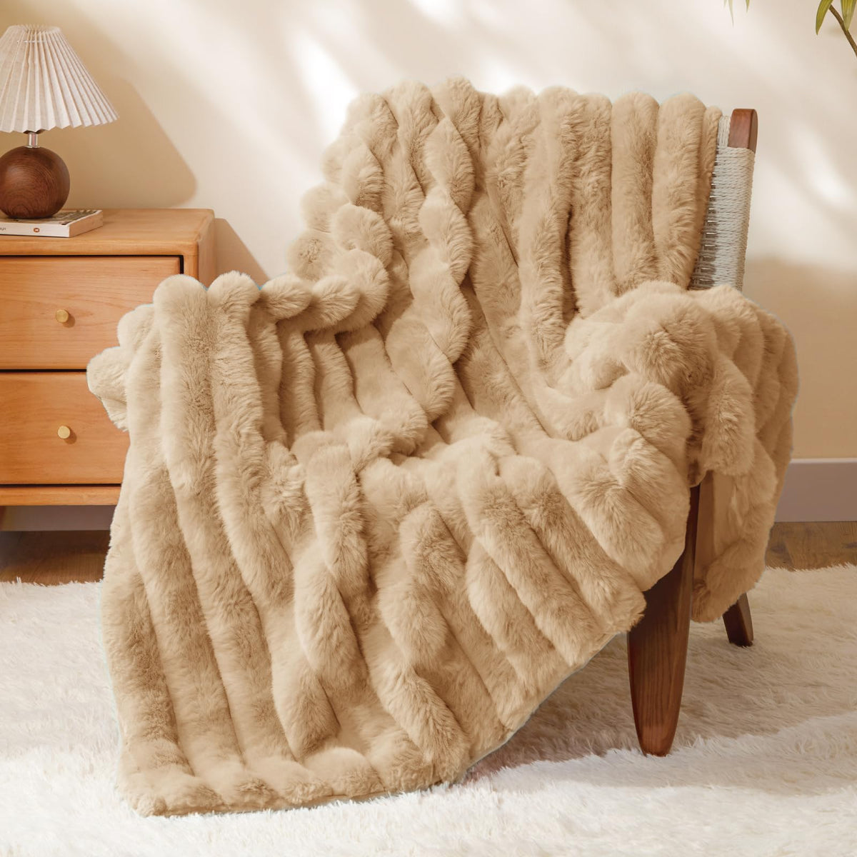 BEDELITE Faux Fur Throw Blanket for Couch, 770GSM, 50" x 60", Cream