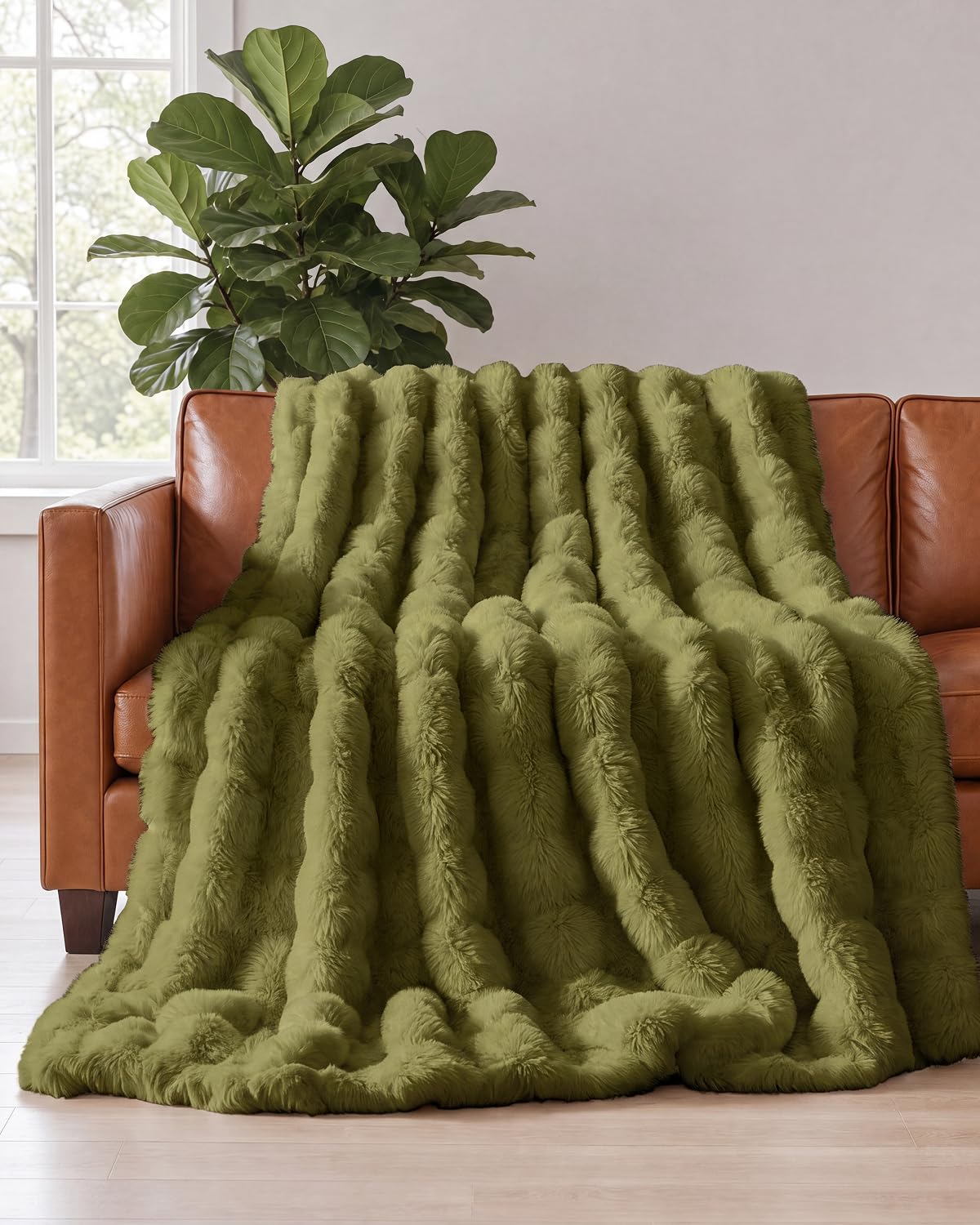 Faux Fur Throw Blanket - Throw Size Bubble Blanket - 50" x 60", Grey