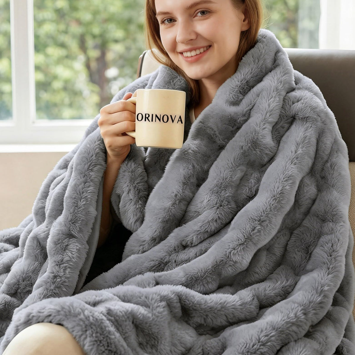 ORINOVA Pink Fluffy Double Sided Blanket for Couch Living Room Faux Fur 50x60 Fuzzy Throw No Shed Blanket for Bed Soft Furry Bed Cozy Comforter Home Decor Gifts 860 GSM
