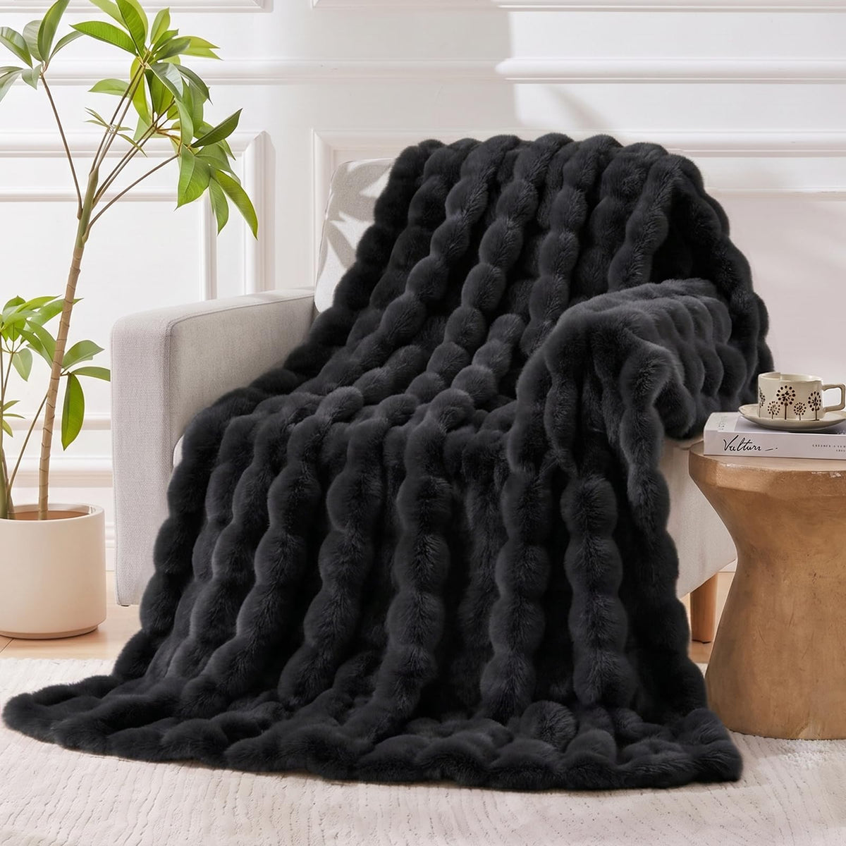 Faux Fur Throw Blanket for Couch, Luxury Cozy Soft Fluffy and Fuzzy Plush Rabbit Fur Bubble Blanket for Sofa Bedroom Living Room, Mothers Day Birthday Gifts for Women