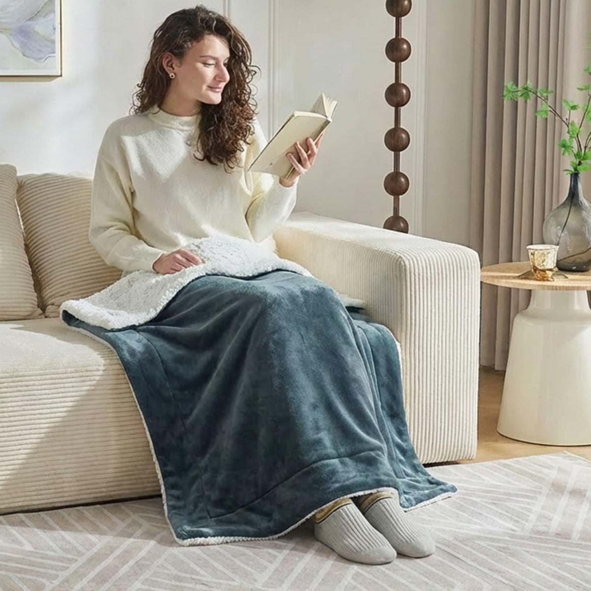 NANPIPER Warm Sherpa Blanket Queen Size for Bed, Soft Fleece for Winter, Fuzzy Plush Throw Gift for Women, Lavender 90x90 Inches