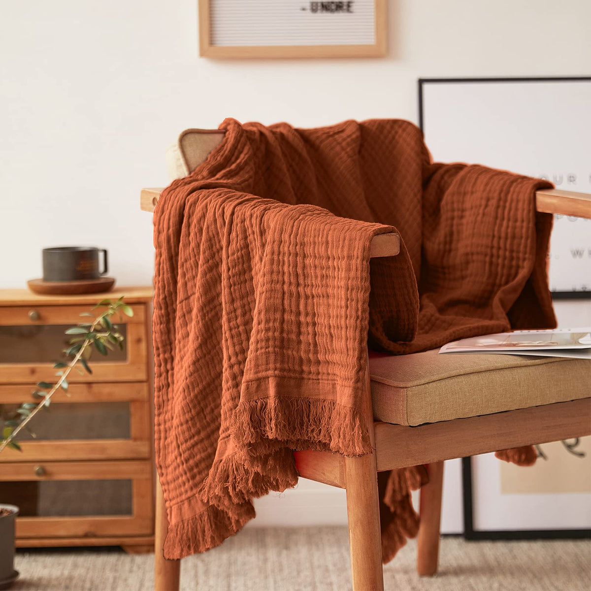 Simple&Opulence Cotton Muslin Throw Blanket for Bed, Couch, Knit Woven Gauze Blanket with Tassels, Soft Lightweight Cozy Pre-Washed Breathable Farmhouse Decoration for All-Season (Cream)