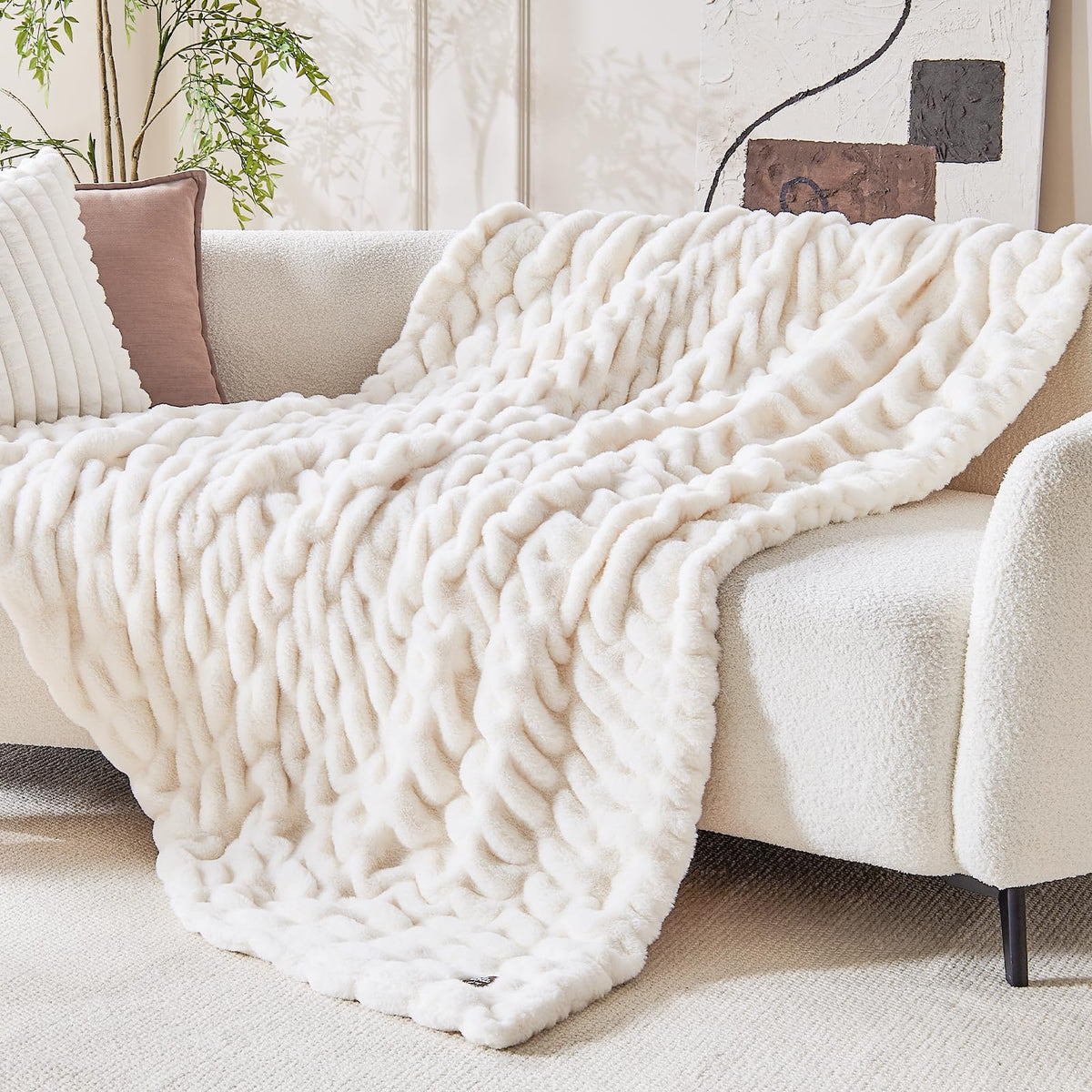 Double Sided Ruched Faux Rabbit Fur Throw Blanket,50x60 CaramelCream