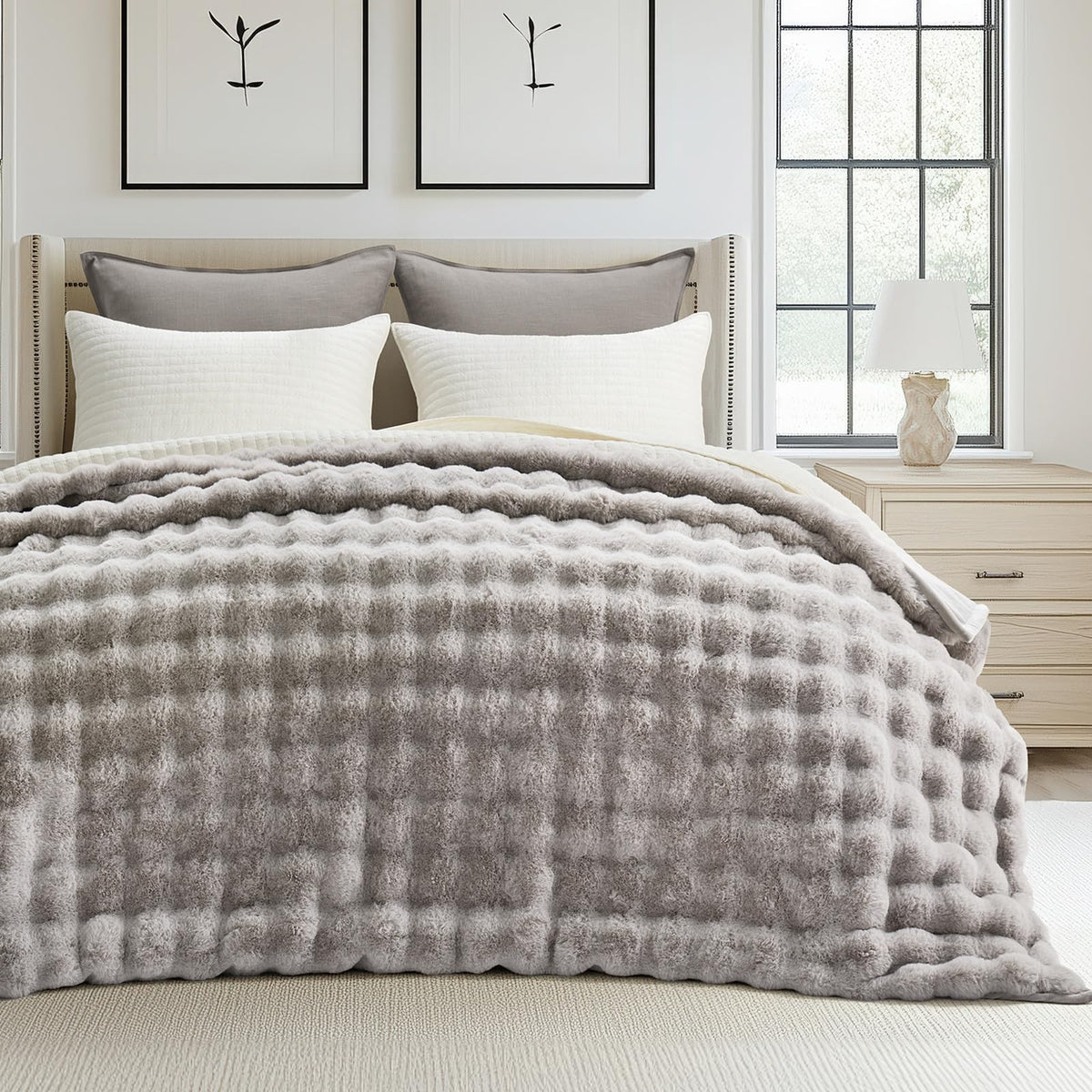 EverGrace Faux Rabbit Fur Bubble Throw Blanket, 60"x80", Ivory White