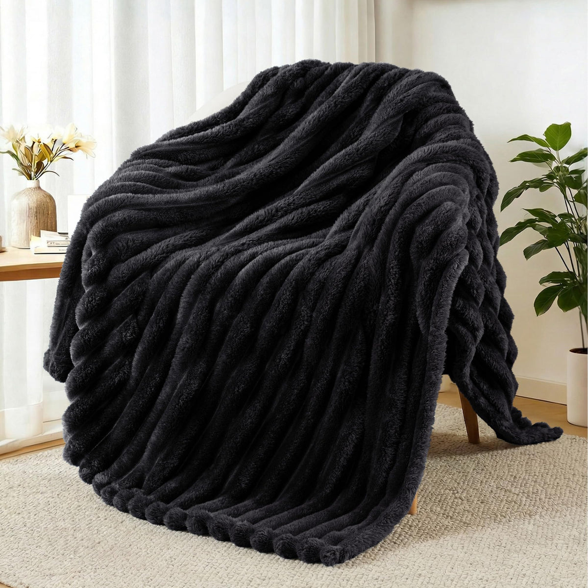 Exclusivo Mezcla Striped Fleece Throw Blanket for Couch, Sofa, Bed, 50"x60"