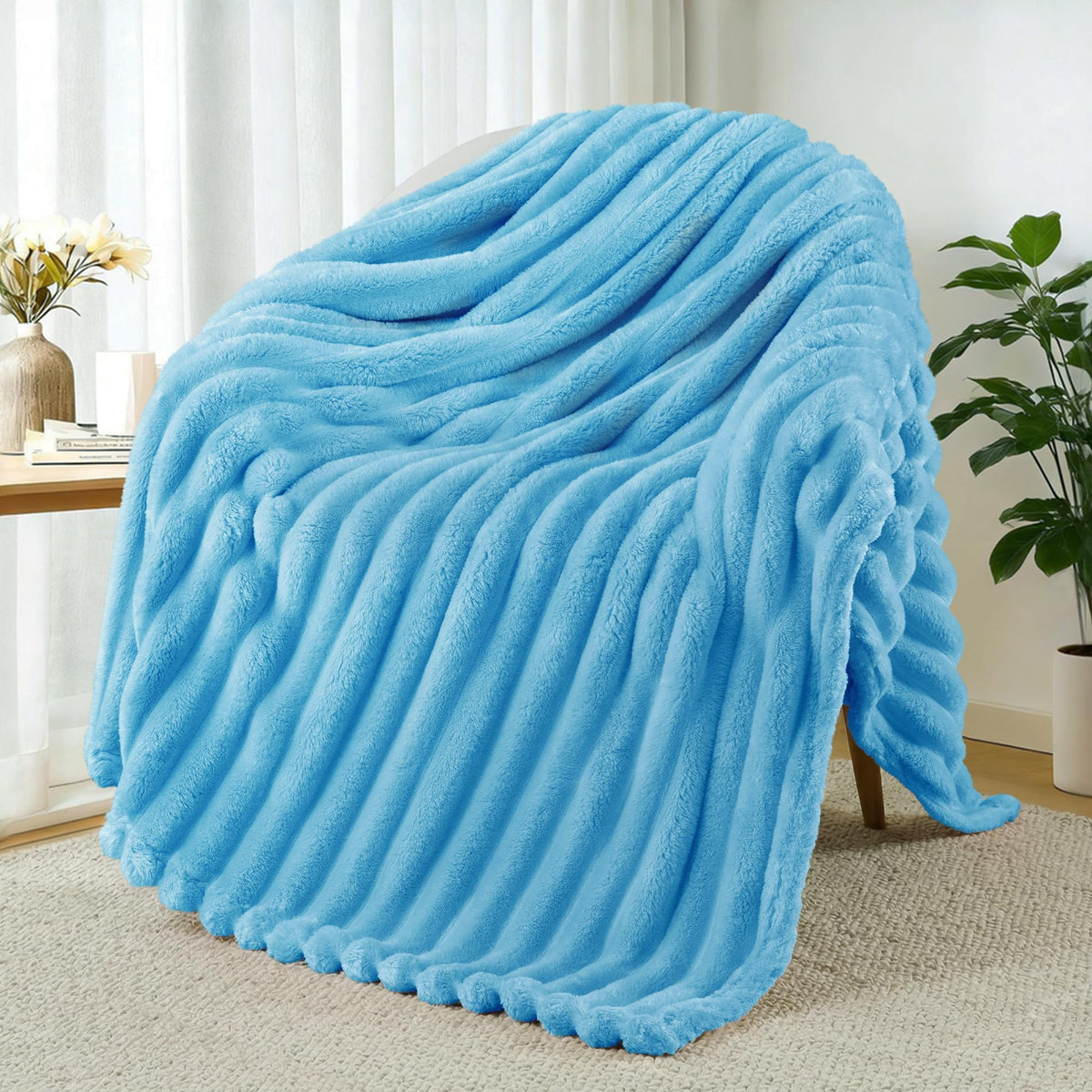 Exclusivo Mezcla Striped Fleece Throw Blanket for Couch, Sofa, Bed, 50"x60"