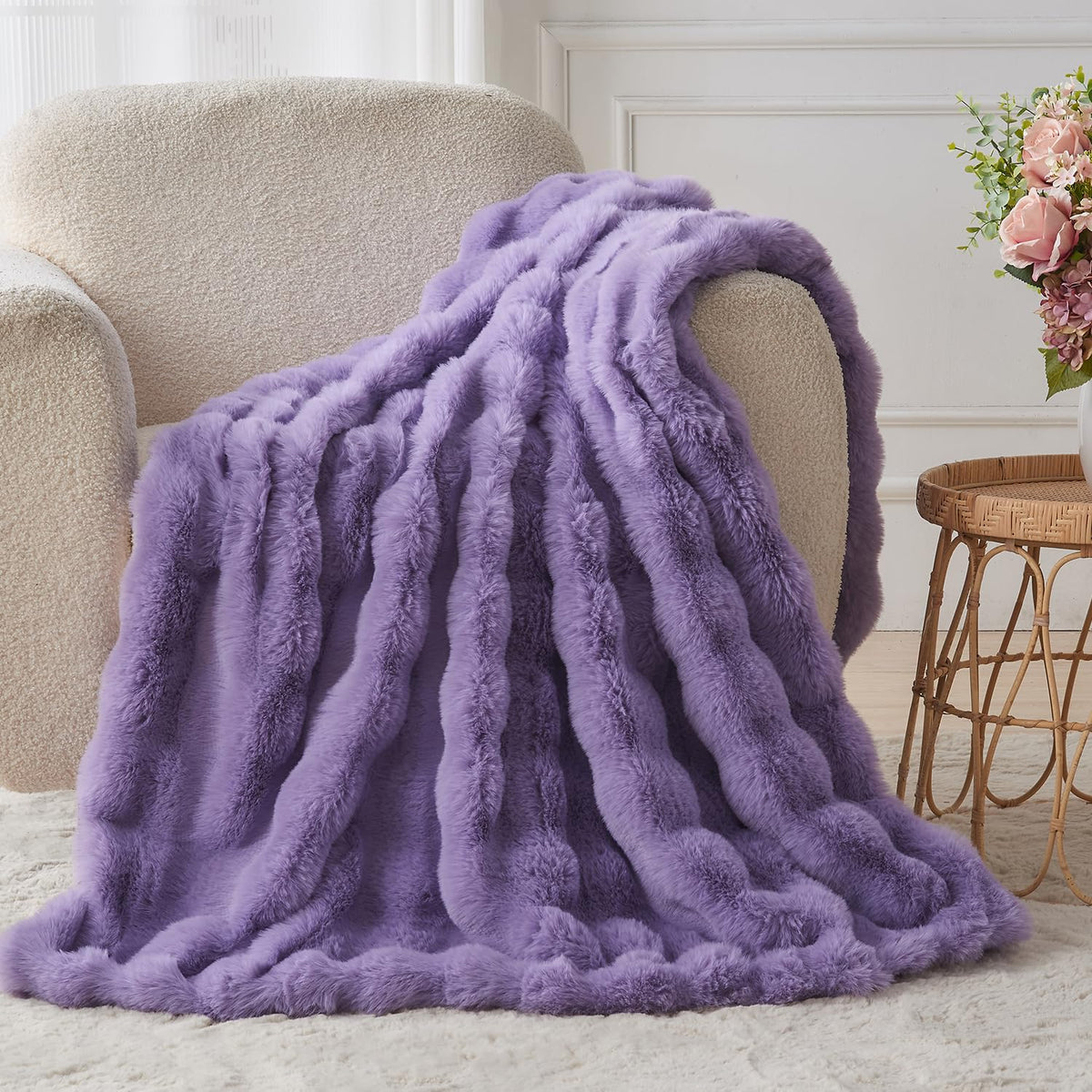 Lotus Karen Faux Fur Throw Blanket Cream White - Big Bubble Rabbit Fluff Blanket for Couch, Small Fluffy Fuzzy Cozy Blanket, Thick Furry Plush Shaggy Blankets, 50x60 Inches