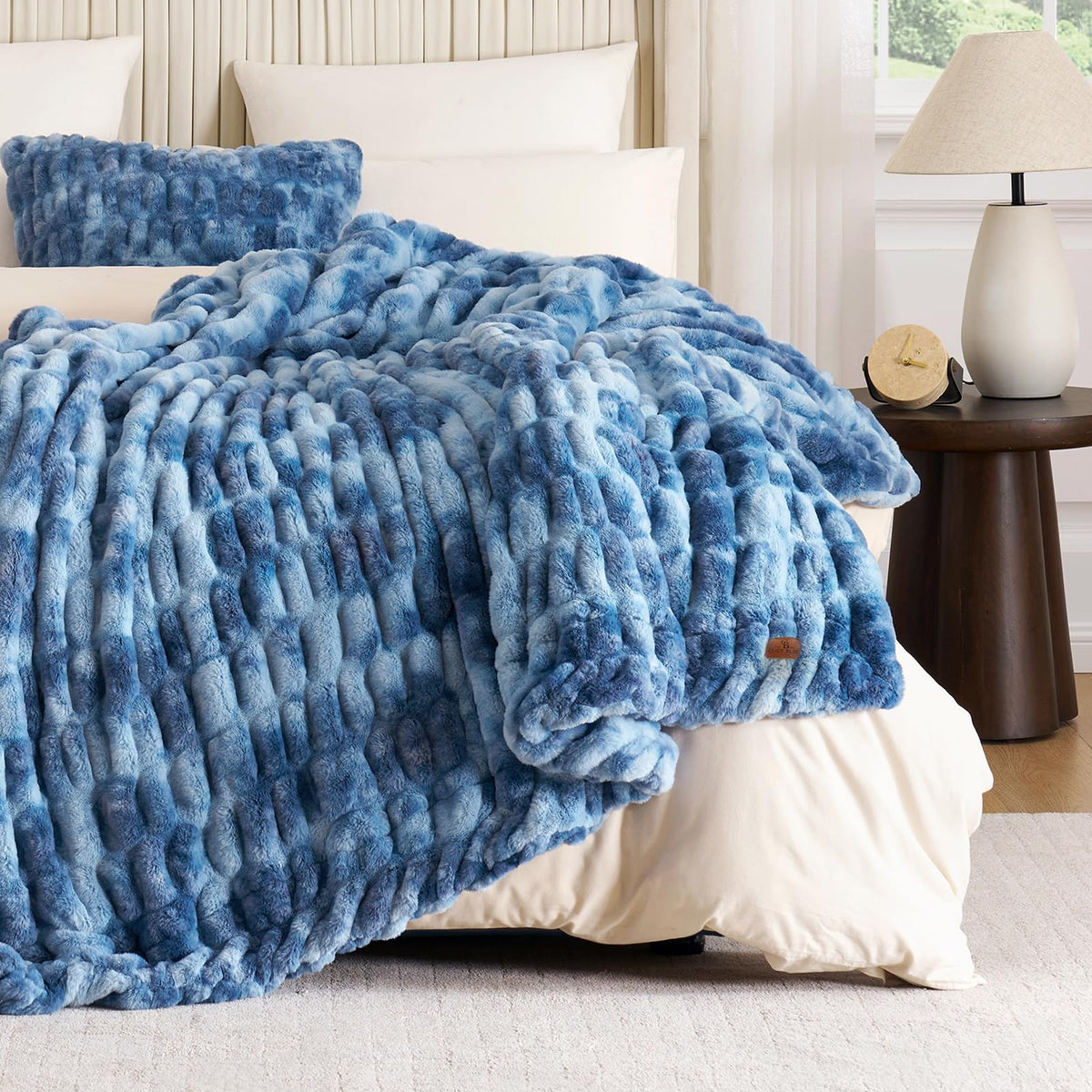 Cozy Bliss Double-Sided Soft Faux Fur Throw Blanket,50"x60", Cream White