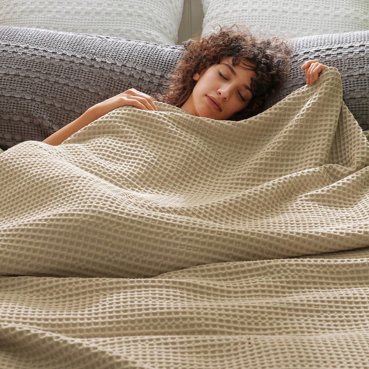 PHF Ultra Soft Waffle Weave Blanket for Bed, Queen Size, Light Khaki/Linen