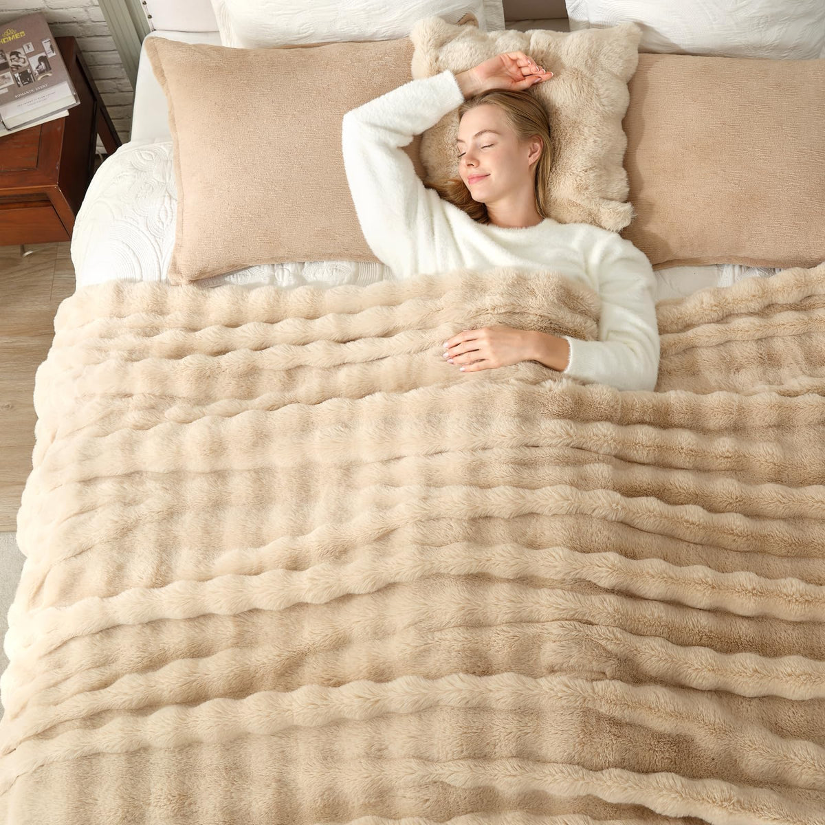 Cozy Bliss Faux Fur Throw Blanket for Couch, Fuzzy Soft Plush Thick Bubble Blanket for Sofa Bedroom Living Room, 50 * 60 Inches Tie-dye Taupe