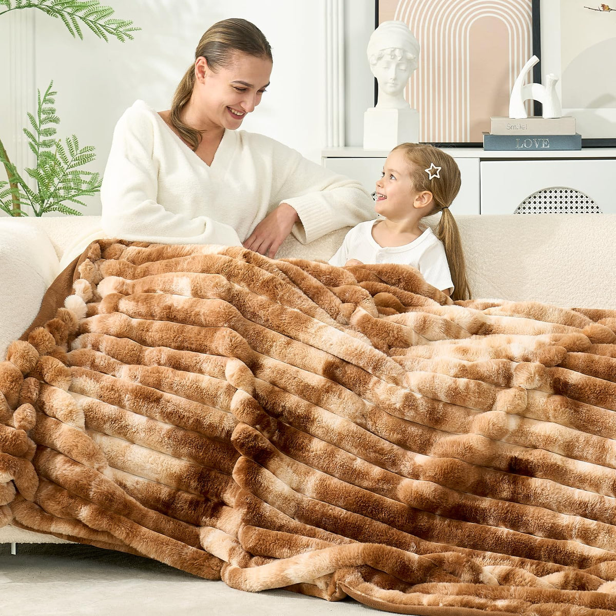 Cozy Bliss Faux Fur Throw Blanket for Couch, Cozy Warm Plush Striped Blanket for Sofa Bedroom Living Room, 50 * 60 Inches Black
