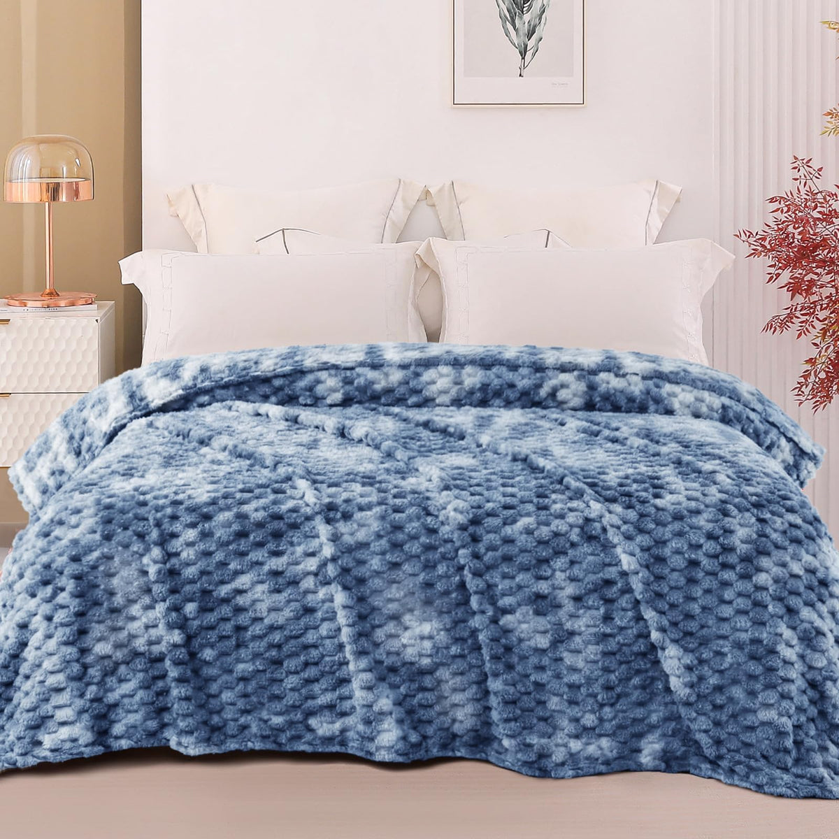 Exclusivo Mezcla Large 3D Fleece Throw Blanket for Couch, Ivory