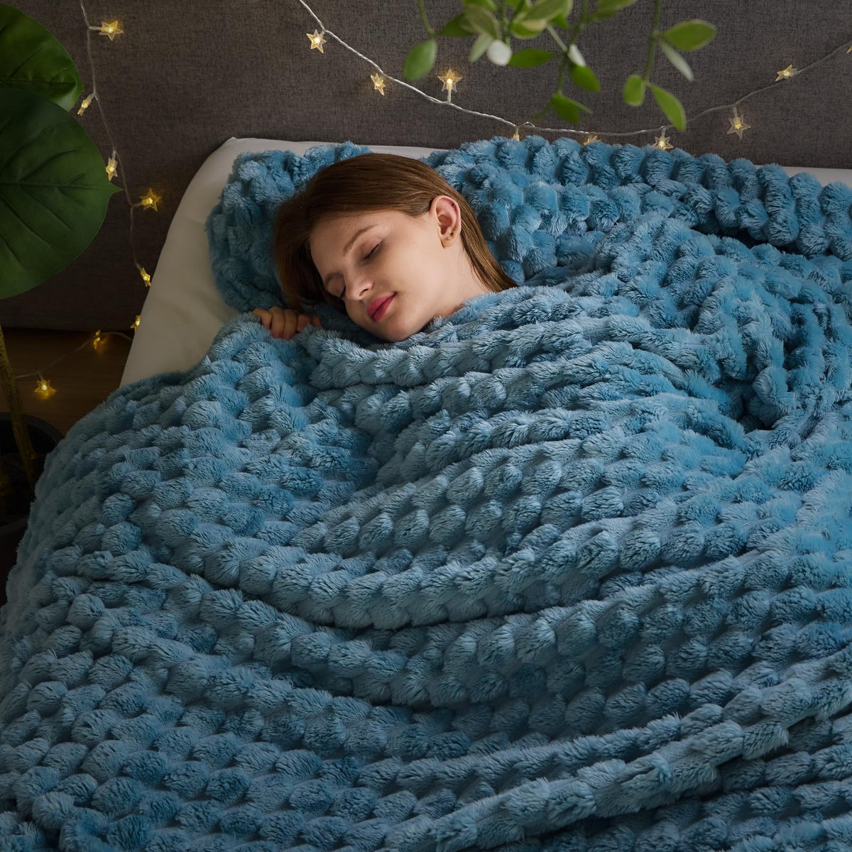 NEWCOSPLAY Fleece Ribbed Cozy Throw Blanket for Couch, Pink, 50"x60"