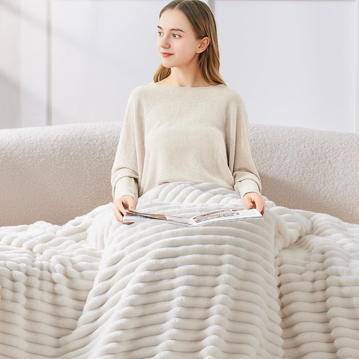 BEDELITE Ribbed Fleece Throw Blanket for Couch, Cream, 50"x60"