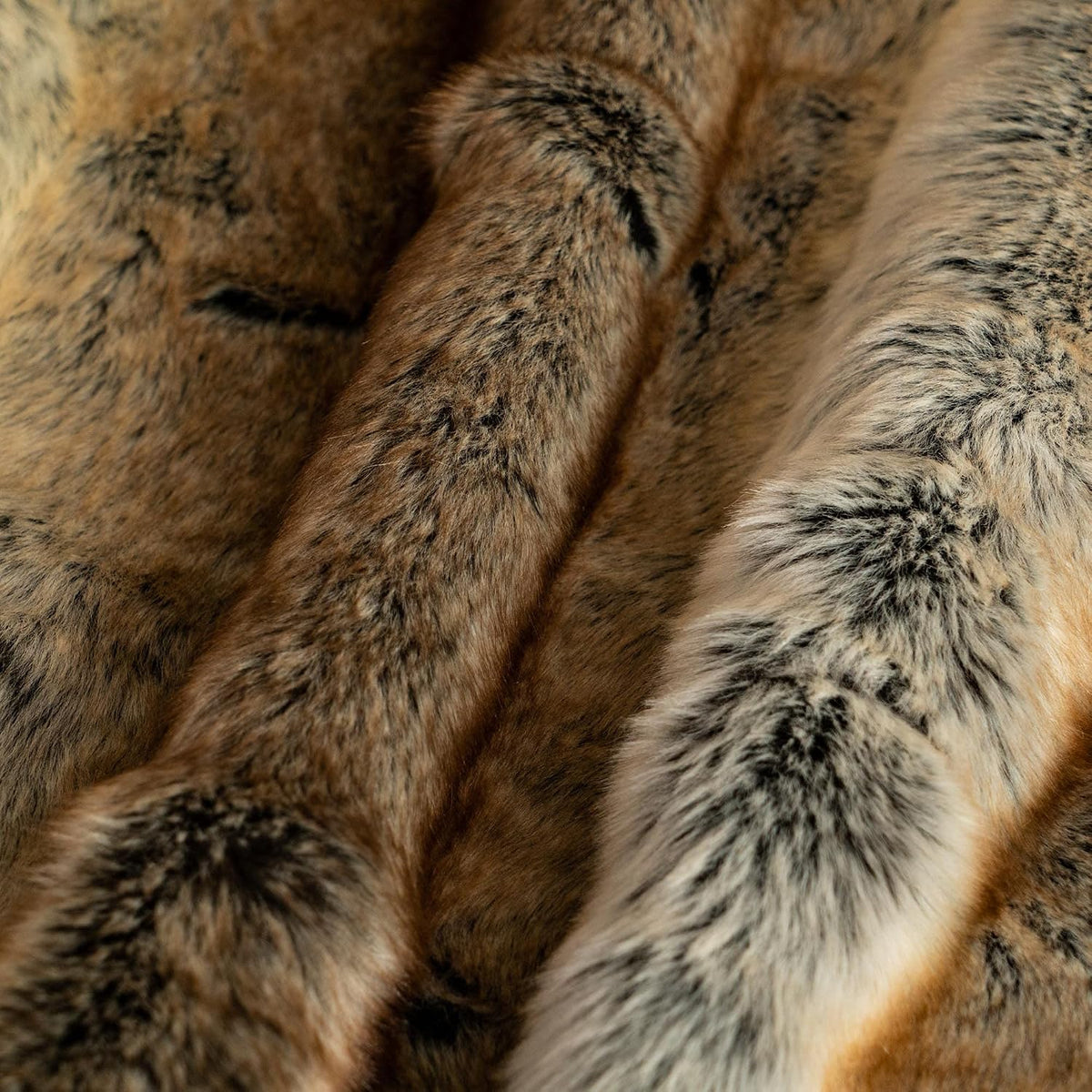 BATTILO Large Brown Faux Fur Throw Blanket for Bed, 60"x80", Shaggy