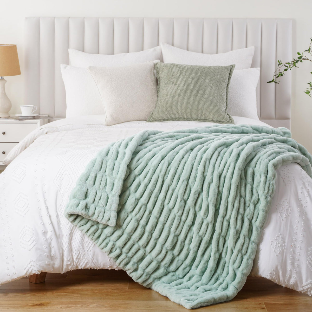 BATTILO Soft Ivory Faux Fur Throw Blanket for Couch, 50"x60", Double Side