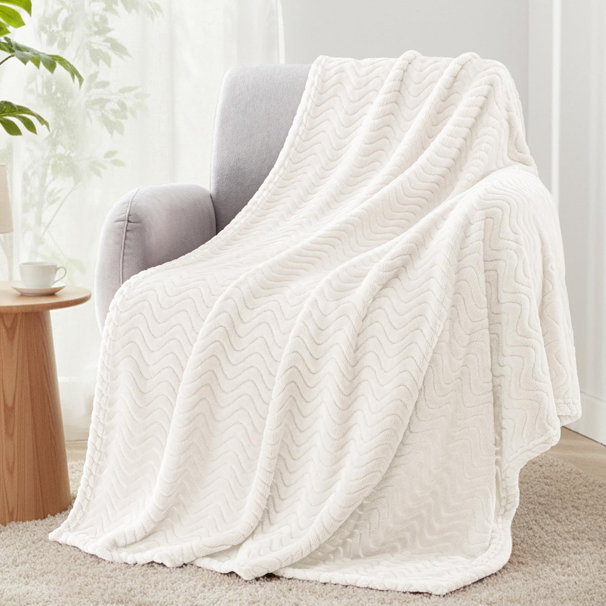 Exclusivo Mezcla Large Fleece Throw Blanket for Couch, Sofa, Celadon