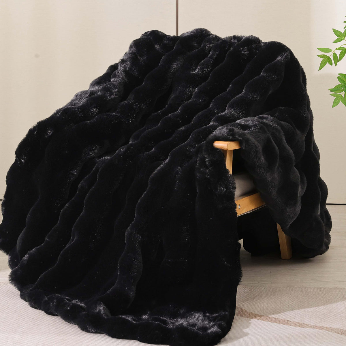 Cozy Fluffy Plush Blanket Pink 50x60 Inch Super Soft Fuzzy Thick Throw Blanket for Sofa Couch Bed