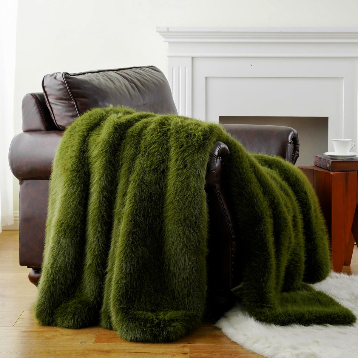 BATTILO HOME Faux Fur Throw Blanket, Luxury Fluffy Brown Blankets, 50"x60"