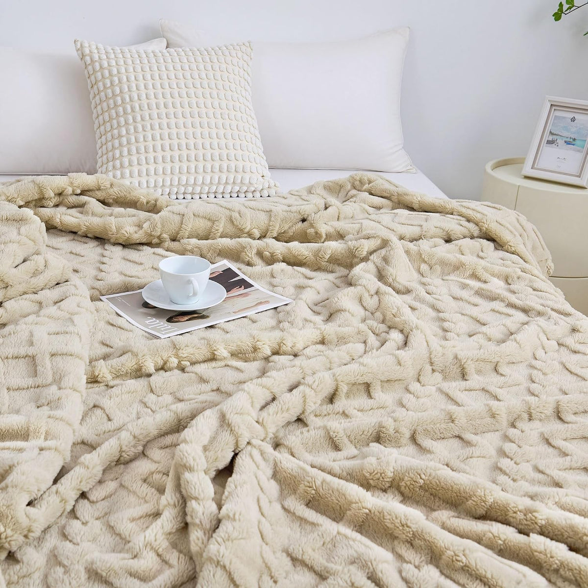 Aganear Fleece Throw Blanket for Couch, Fall Boho Blankets,50"x60" Khaki