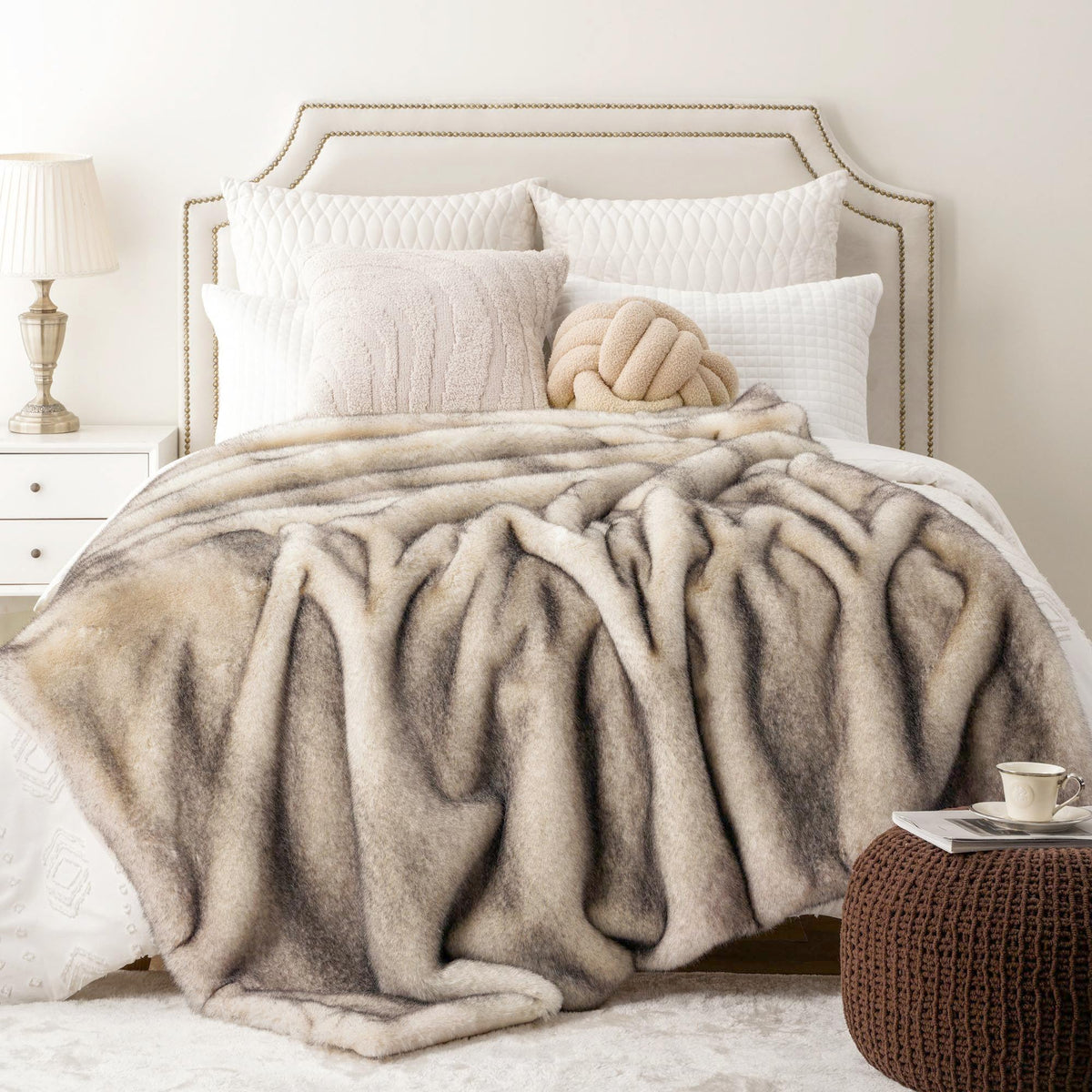 BATTILO Large Brown Faux Fur Throw Blanket for Bed, 60"x80", Shaggy