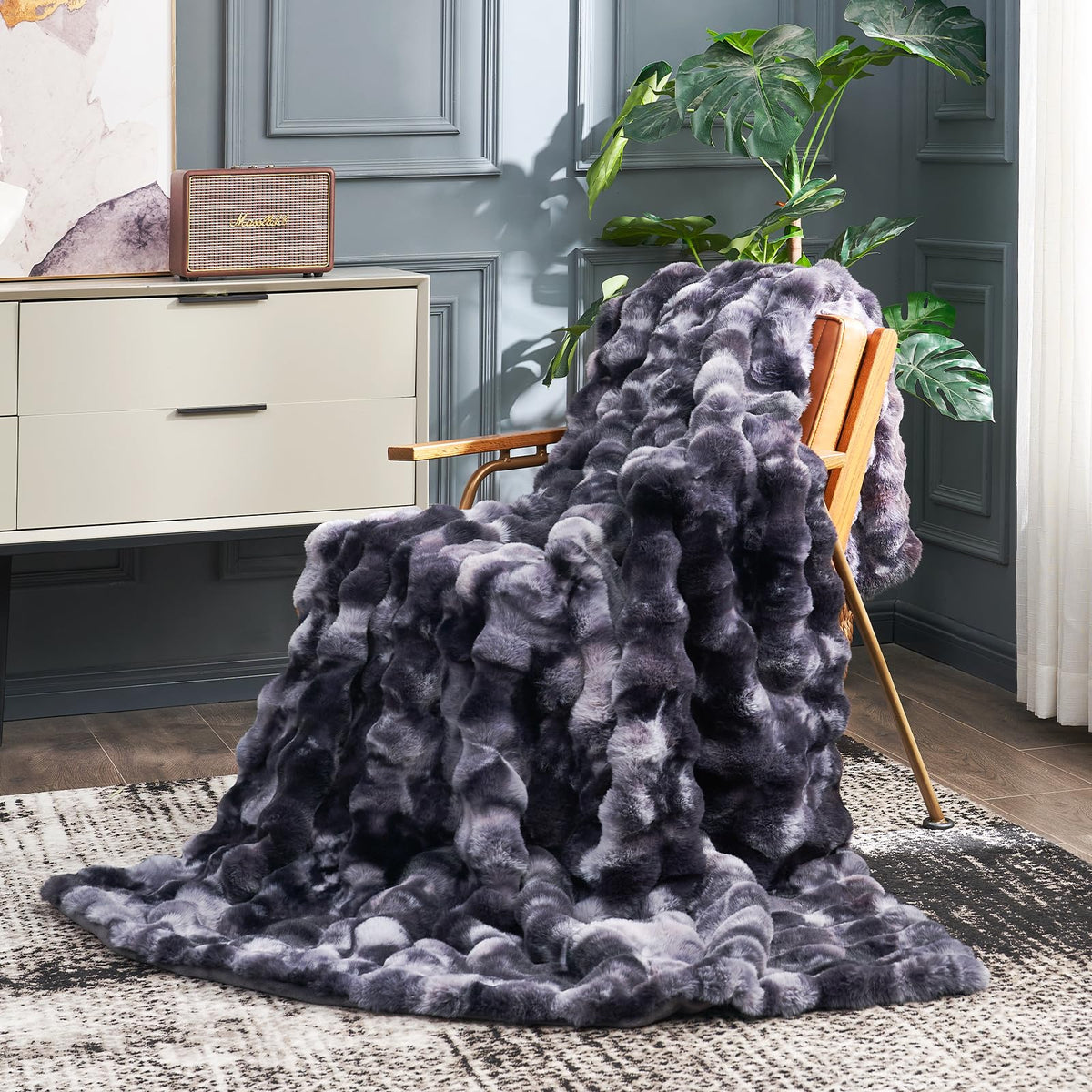 Cozy Bliss Faux Fur Throw Blanket for Couch, Fuzzy Soft Plush Thick Bubble Blanket for Sofa Bedroom Living Room, 50 * 60 Inches Tie-dye Taupe
