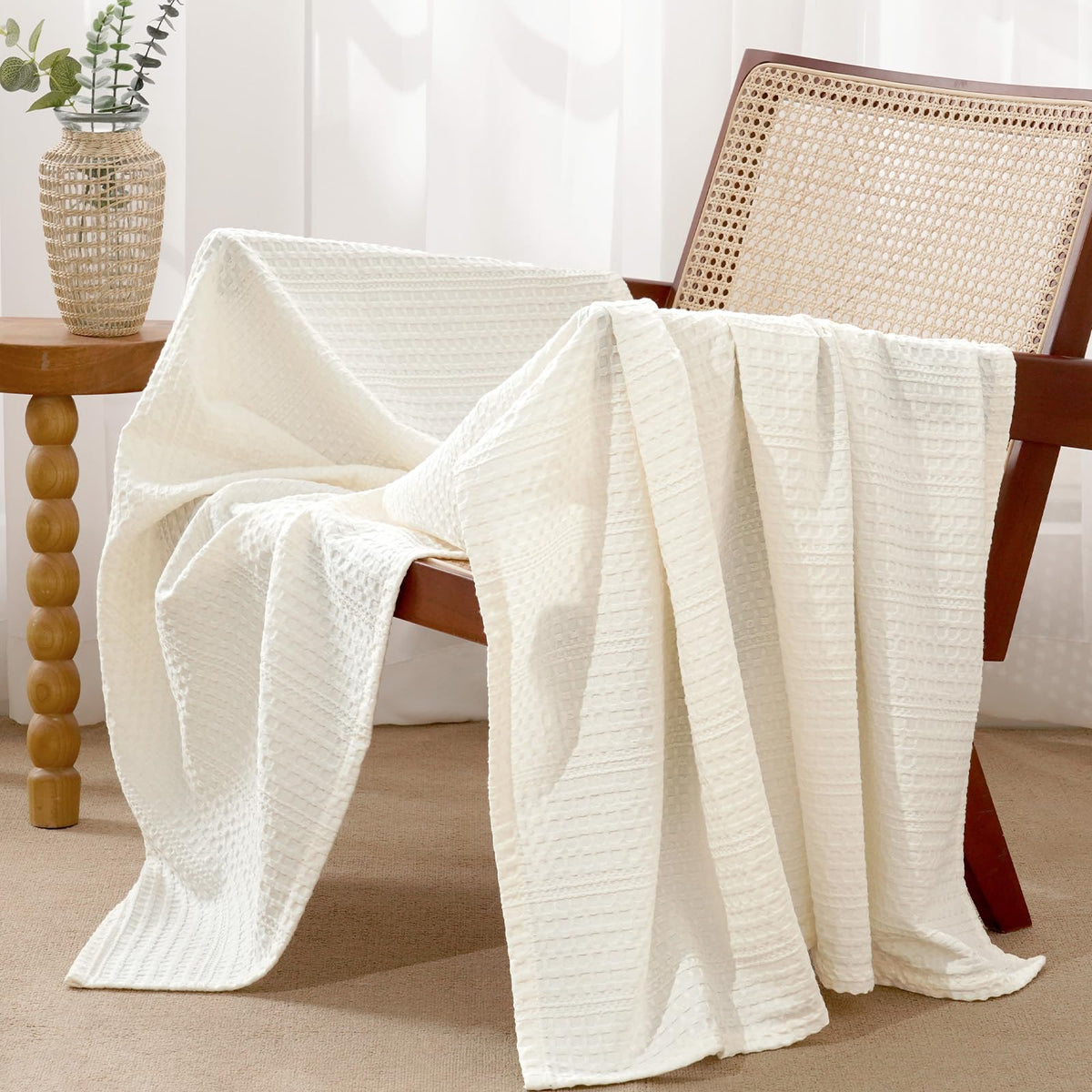 PHF Lightweight Waffle Weave Blanket Queen Size 90"x 90", Soft Woven All‑Season Blanket for Hot Sleepers - Aesthetic Home Decor for Couch Bed Sofa, Pet Friendly, Natural/Linen