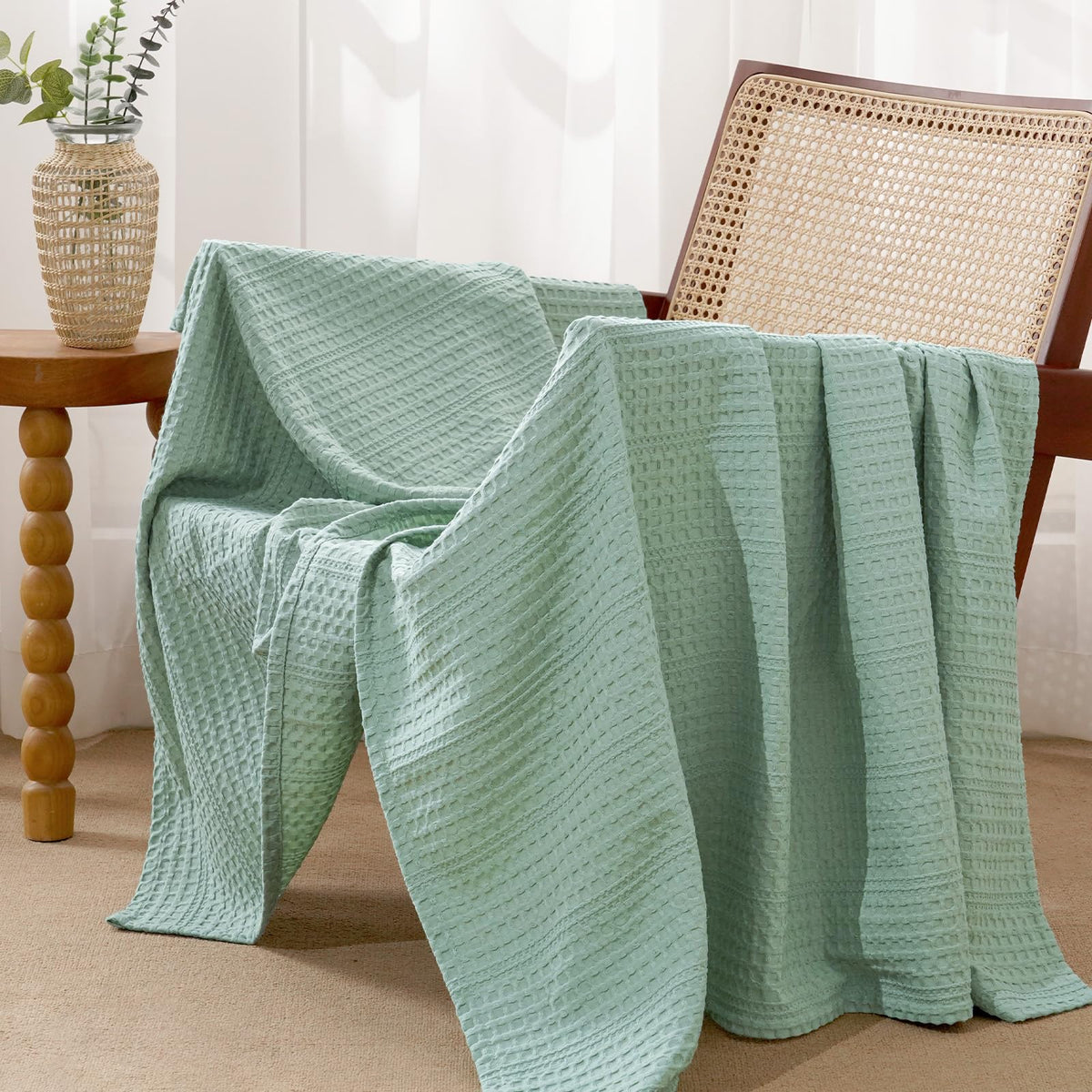 PHF Lightweight Waffle Weave Blanket Queen Size 90"x 90", Soft Woven All‑Season Blanket for Hot Sleepers - Aesthetic Home Decor for Couch Bed Sofa, Pet Friendly, Natural/Linen