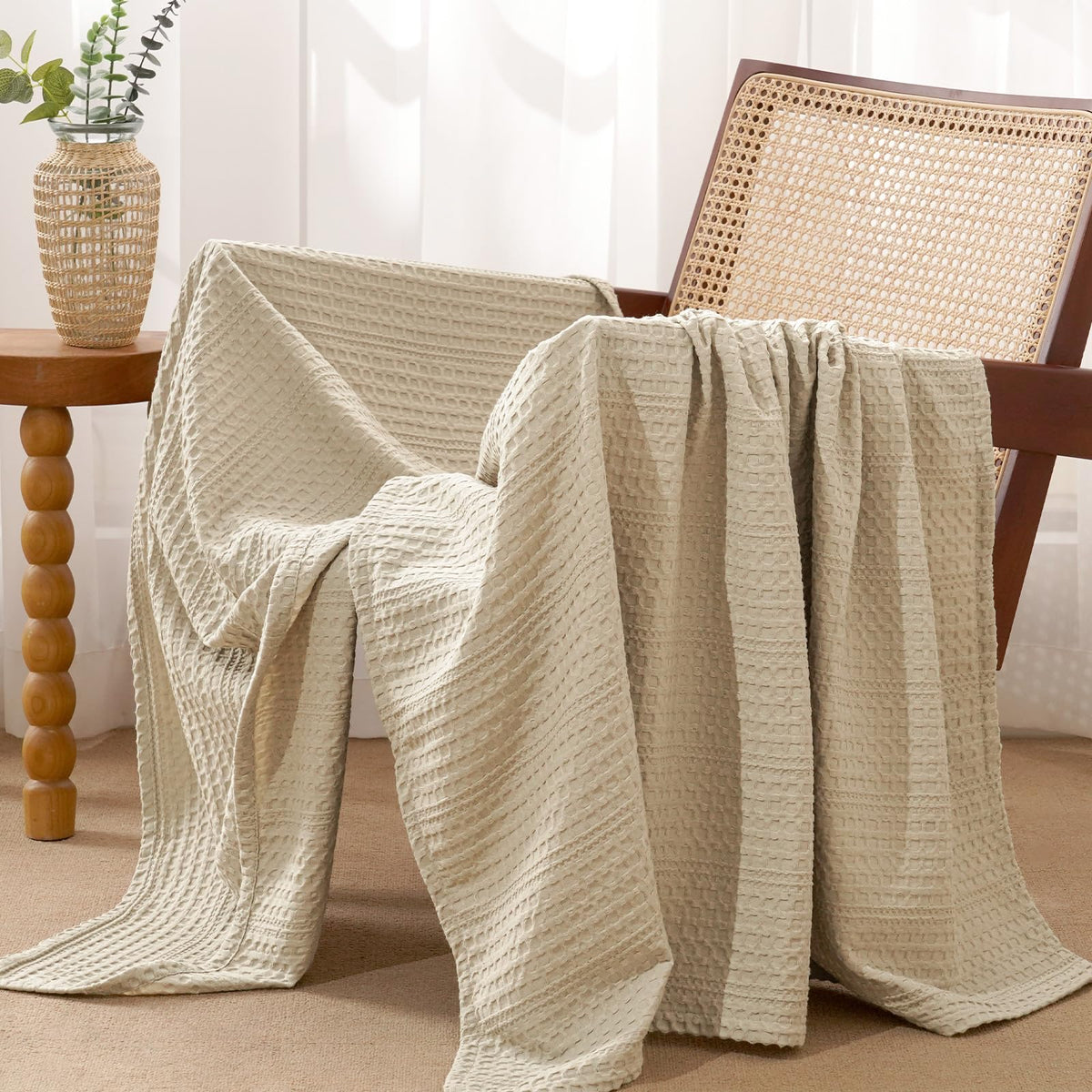 PHF Lightweight Waffle Weave Blanket Queen Size 90"x 90", Soft Woven All‑Season Blanket for Hot Sleepers - Aesthetic Home Decor for Couch Bed Sofa, Pet Friendly, Natural/Linen