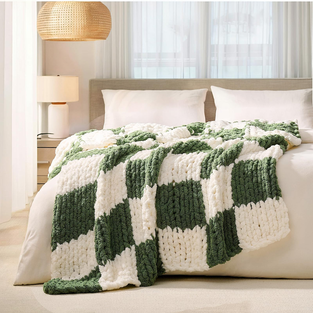 L'AGRATY Chunky Knit Throw Blanket for Couch, 50'' x 60'' Knit Throw, Ivory