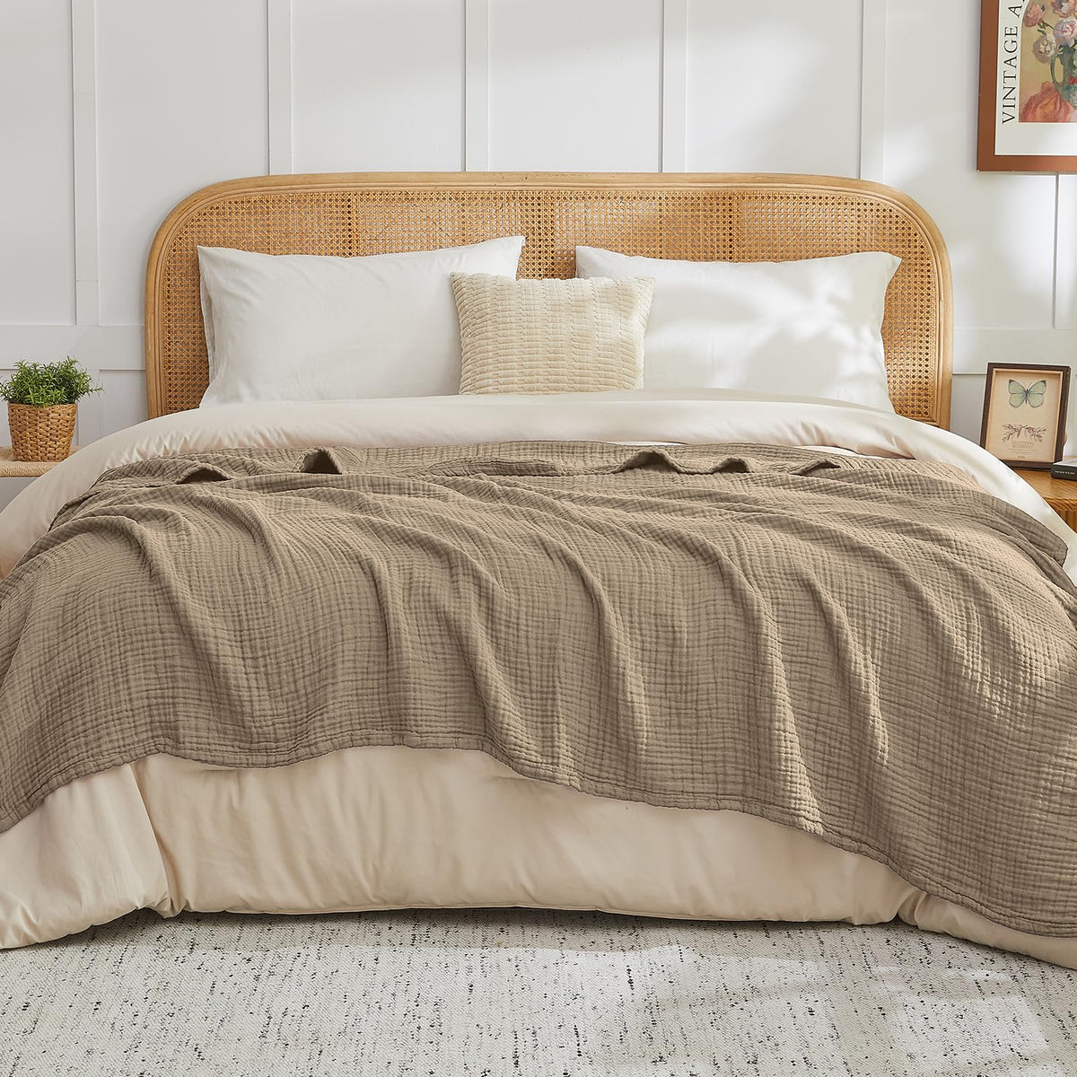EMME Cotton Blanket King Size for Bed Soft Muslin Blankets 108"x90" Beige Lightweight Breathable Layering Bedspread Coverlet All Season Gauze