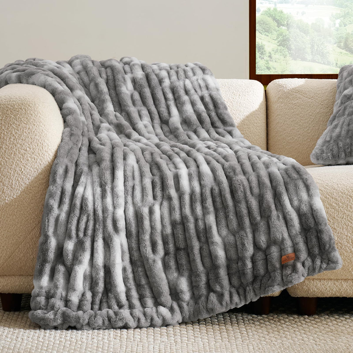Cozy Bliss Double-Sided Soft Faux Fur Throw Blanket,50"x60", Cream White