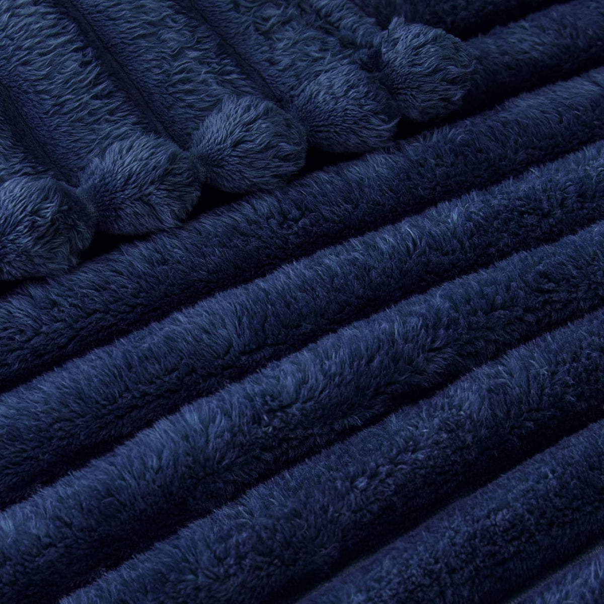 Exclusivo Mezcla Striped Fleece Throw Blanket for Couch, Sofa, Bed, 50"x60"