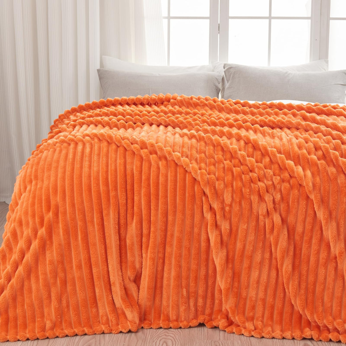 NEWCOSPLAY Fleece Ribbed Cozy Throw Blanket for Couch, Pink, 50"x60"