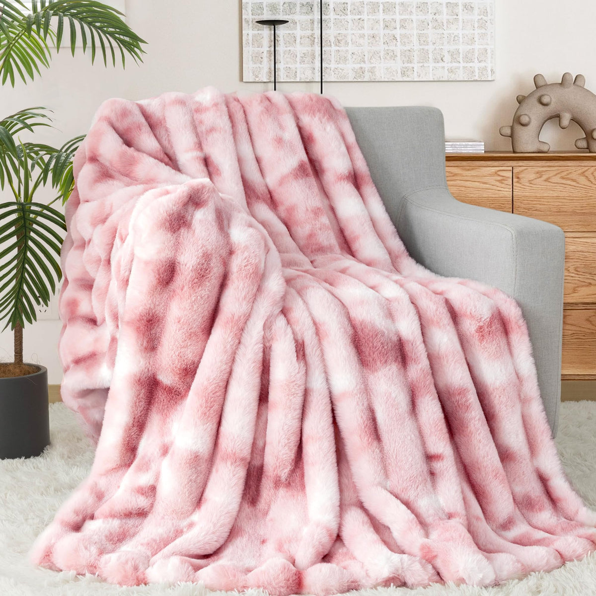 Touchat Luxury 1000GSM Faux Rabbit Fur Throw Blanket, Super Heavy Warm Cozy Blankets for Couch Bed Sofa, Bubble Plush Fuzzy Elegant Soft Mink Blanket for Mom Living Room Bedroom, Cream White