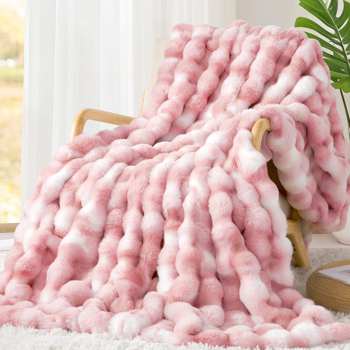 Touchat Luxury 1000GSM Faux Rabbit Fur Throw Blanket, Super Heavy Warm Cozy Blankets for Couch Bed Sofa, Bubble Plush Fuzzy Elegant Soft Mink Blanket for Mom Living Room Bedroom, Cream White
