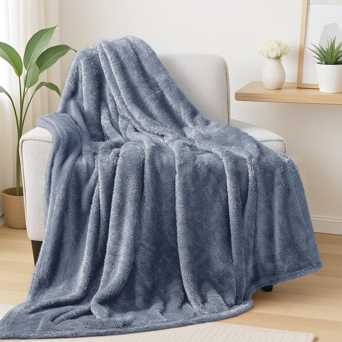 Exclusivo Mezcla Fuzzy Large Fleece Throw Blanket for Couch, Dusty Pink