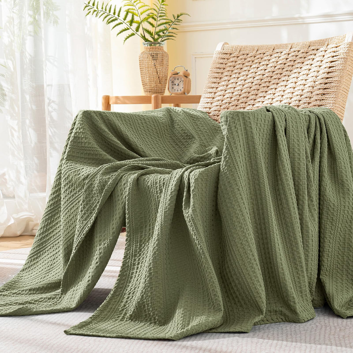 PHF Lightweight Waffle Weave Blanket Queen Size 90"x 90", Soft Woven All‑Season Blanket for Hot Sleepers - Aesthetic Home Decor for Couch Bed Sofa, Pet Friendly, Natural/Linen