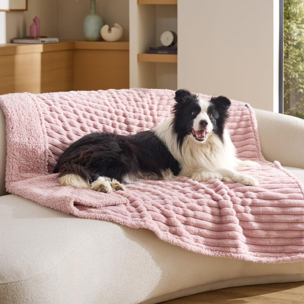Bedsure ComfyFleece® Waterproof Dog Blankets for Large Dogs,50x60 Cream