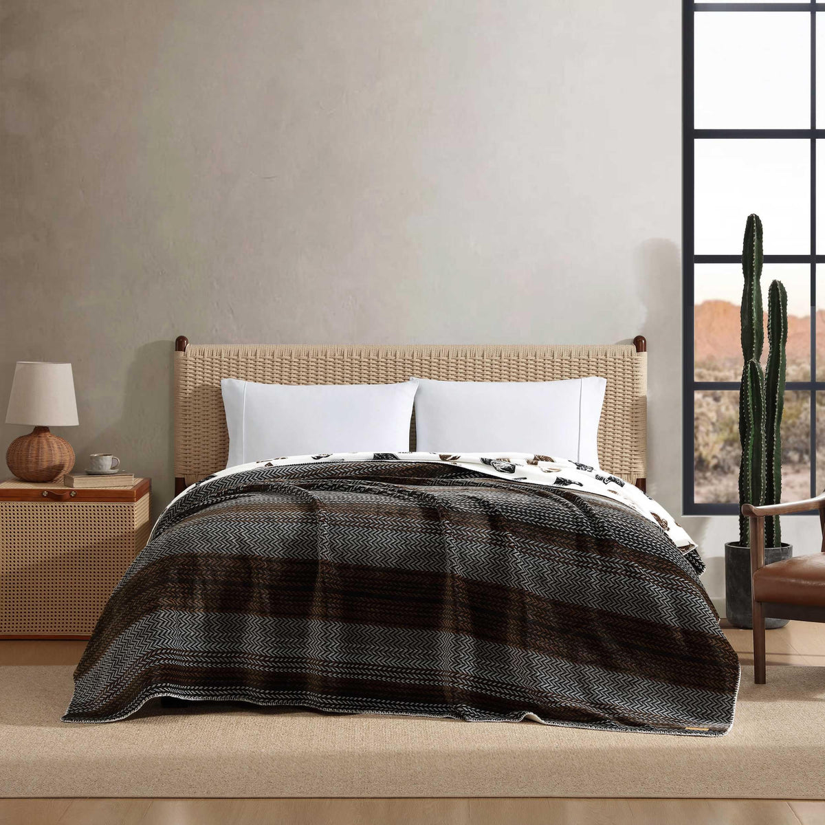 Wrangler - Ultra-Soft Plush Queen Size Blanket for Bed or Couch