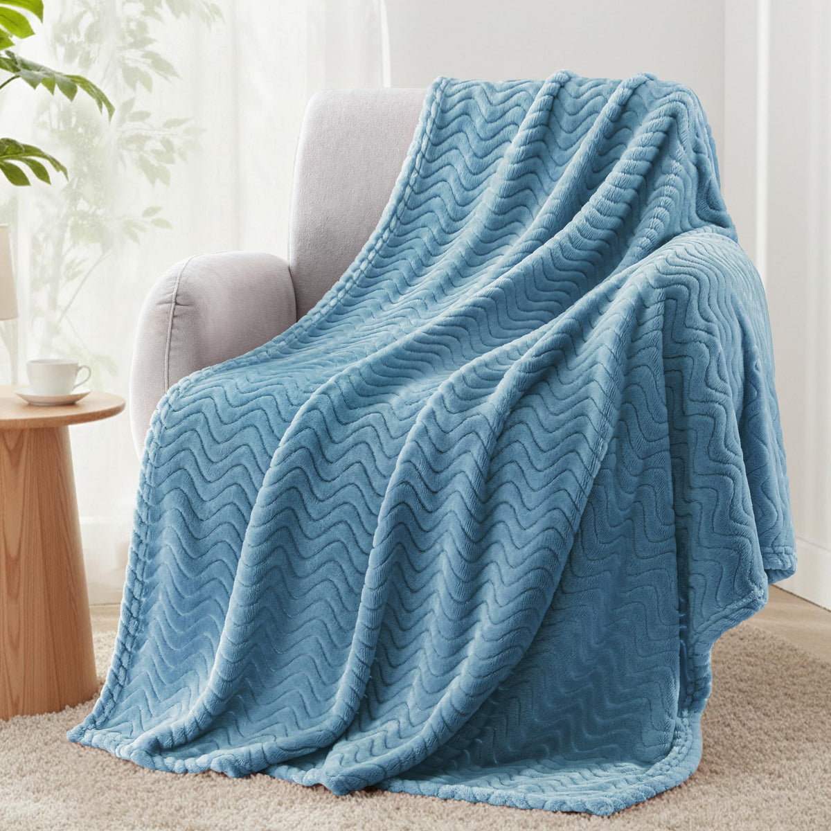 Exclusivo Mezcla Large Fleece Throw Blanket for Couch, Sofa, Celadon