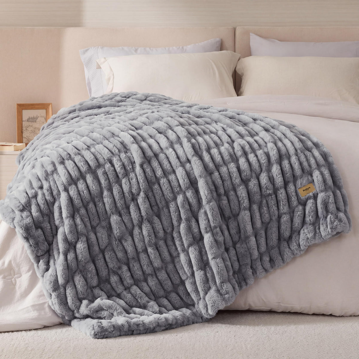 Bedsure Soft Double-Sided Faux Fur Throw Blanket, Light Brown, 50"x60"